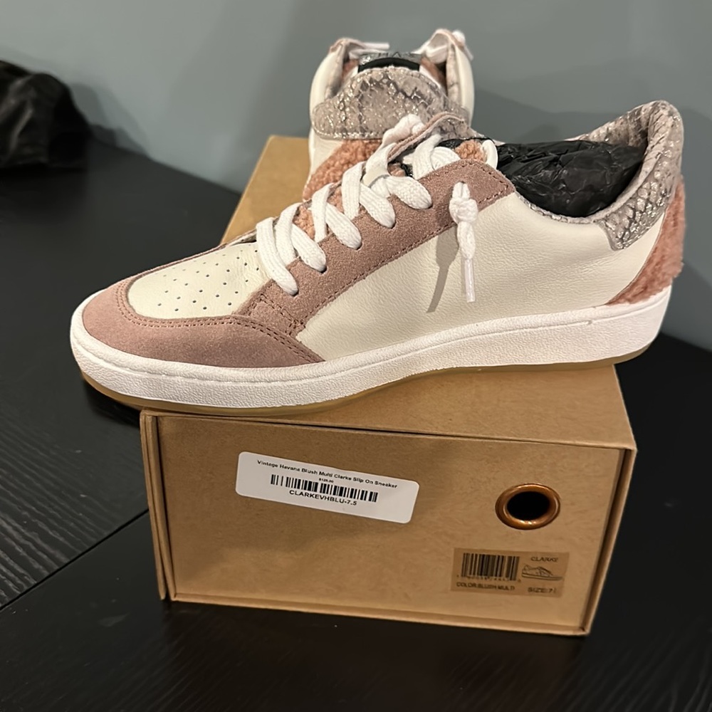 Vintage Havana Blush slip on sneakers